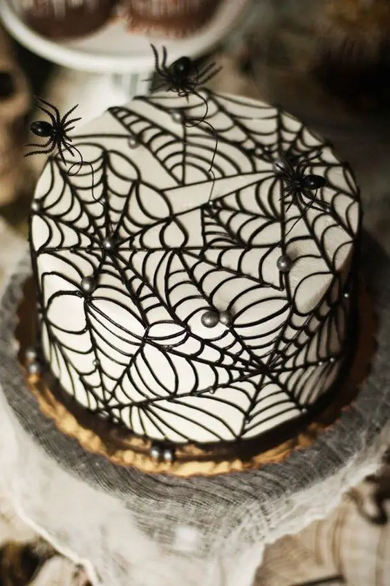 Spider Glam Cake